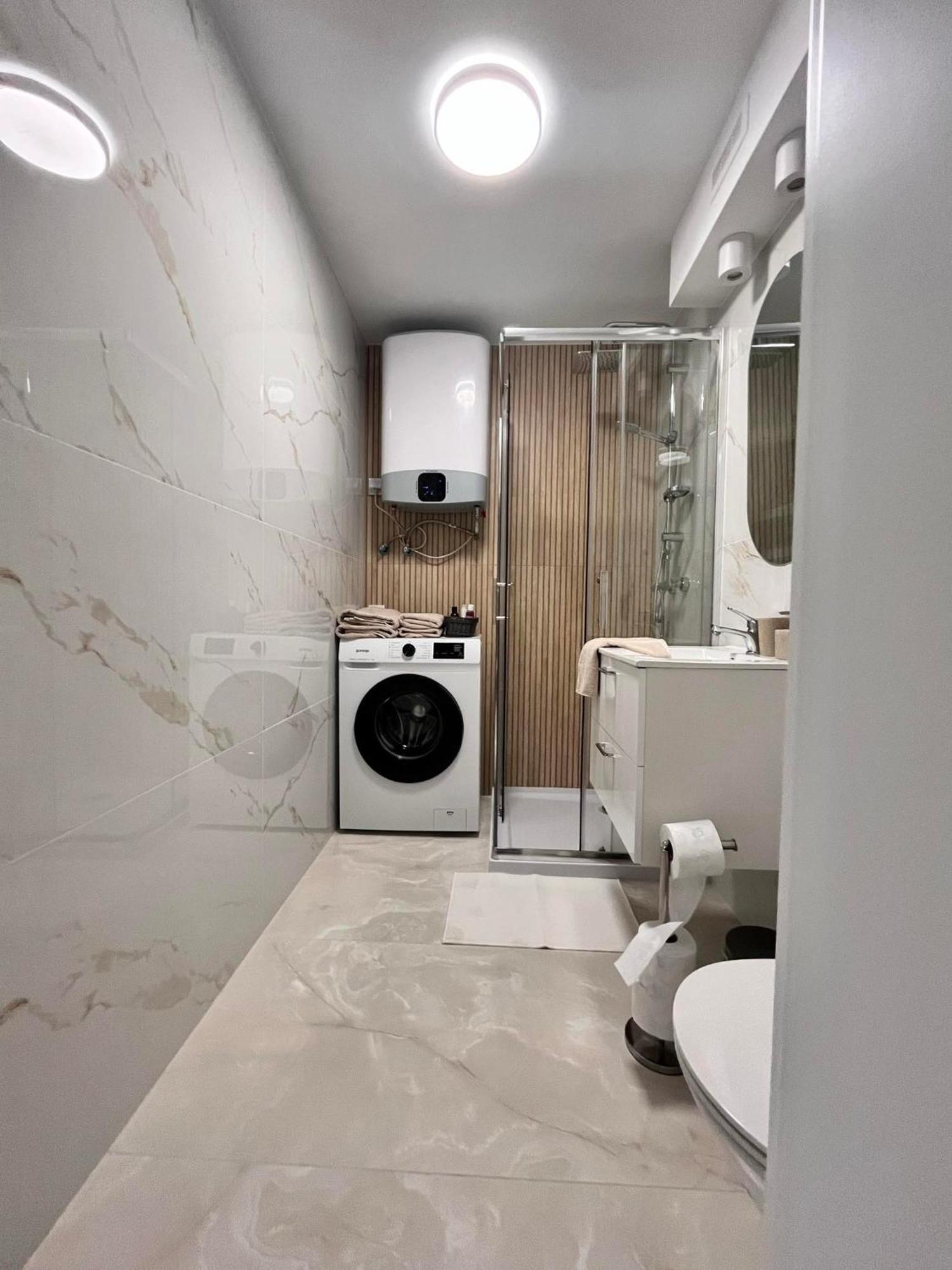 Prestige Apartment Bohaterow Warszawy Kielce Luaran gambar